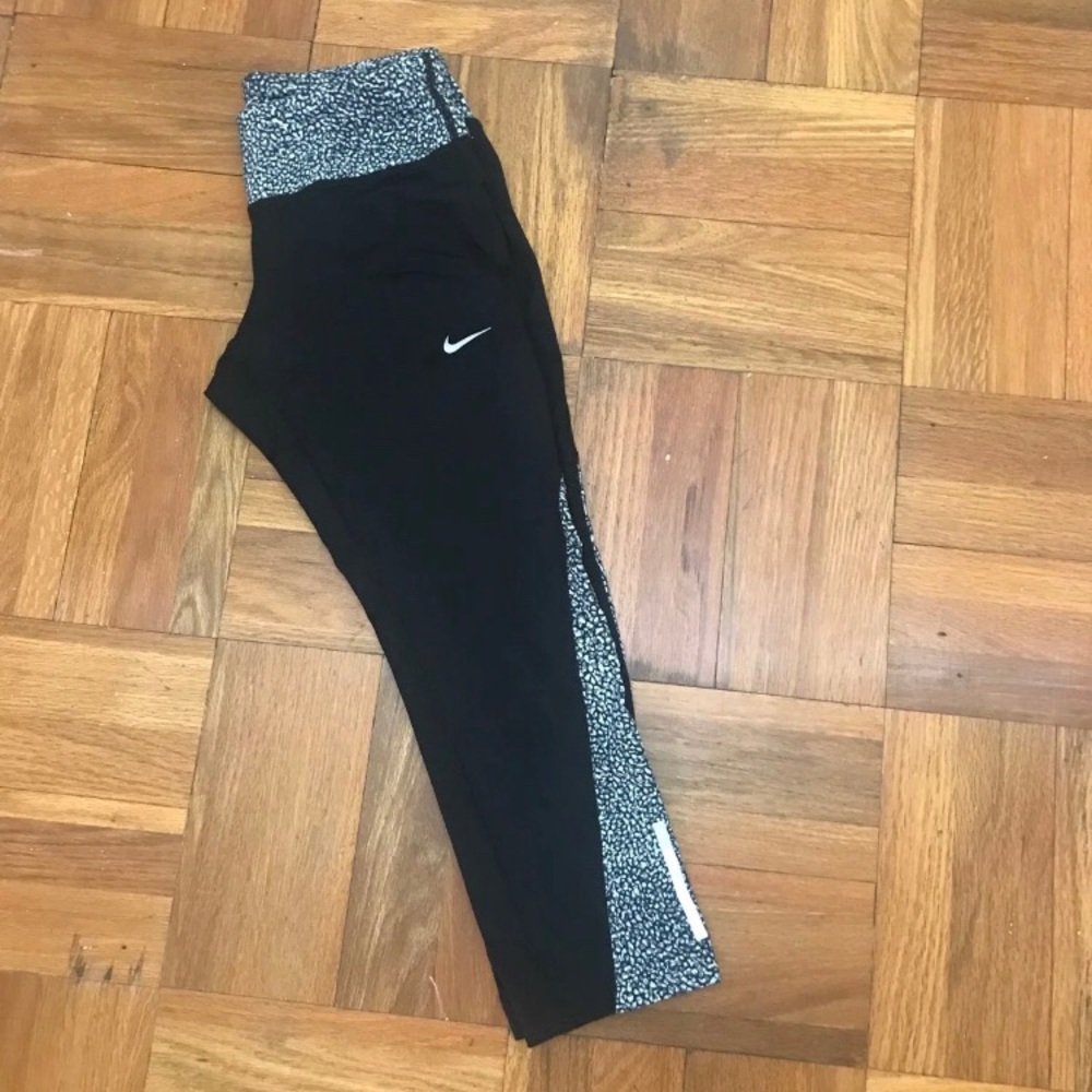 Nike Capri Leggings